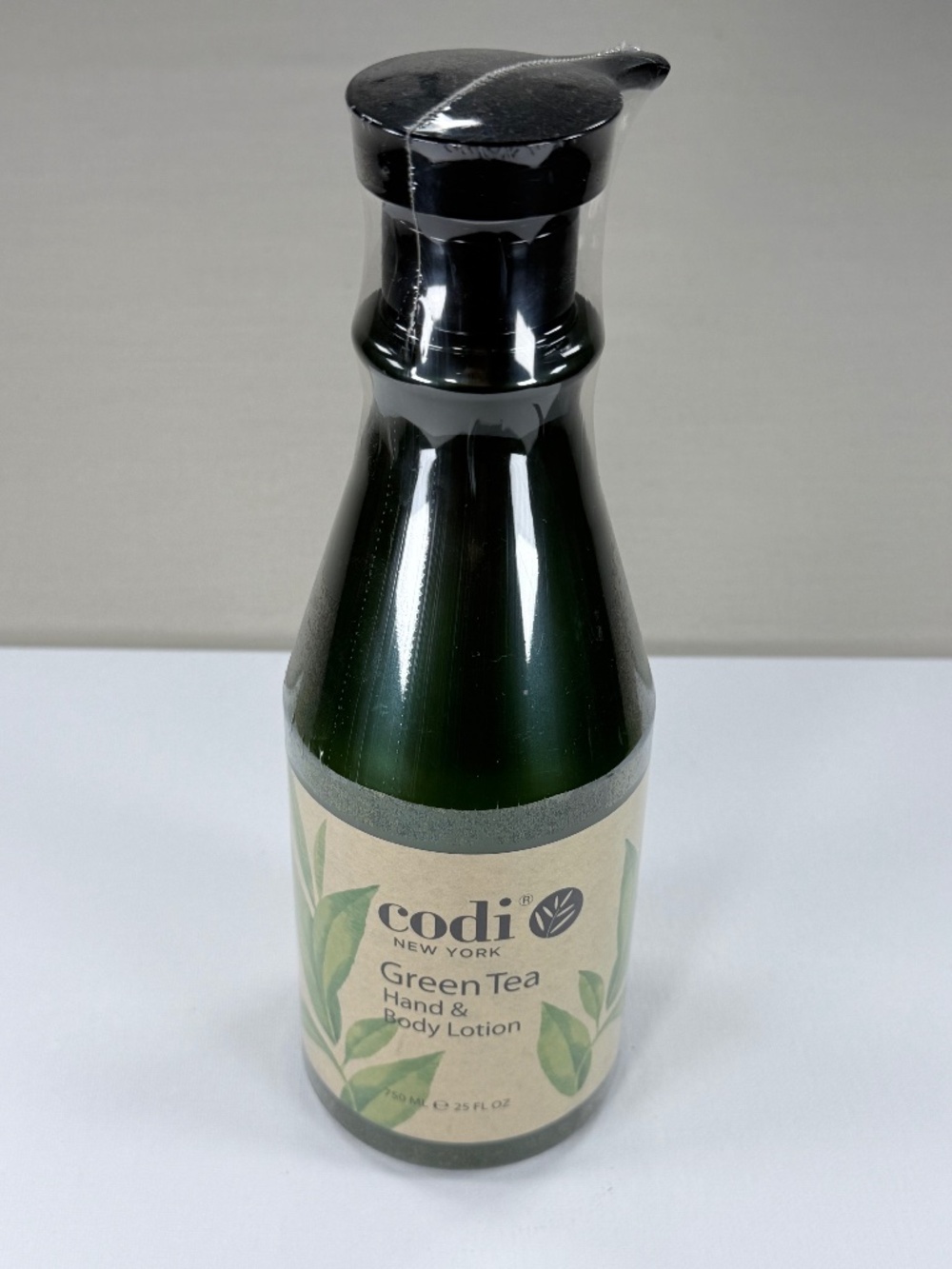 NIB Codi New York Green Tea Hand & Body Lotion 25 oz
